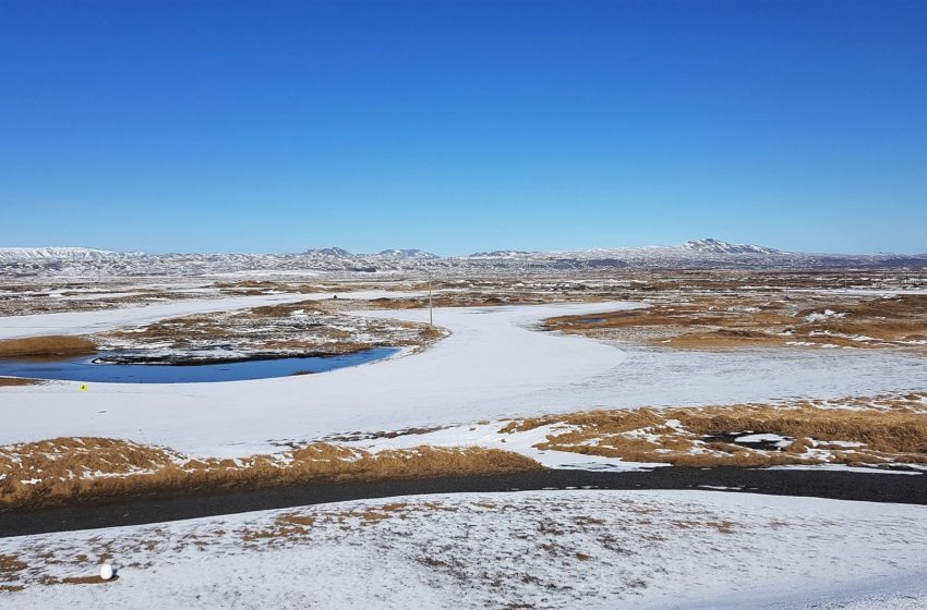 Þorláksvöllur lokaður vegna snjós